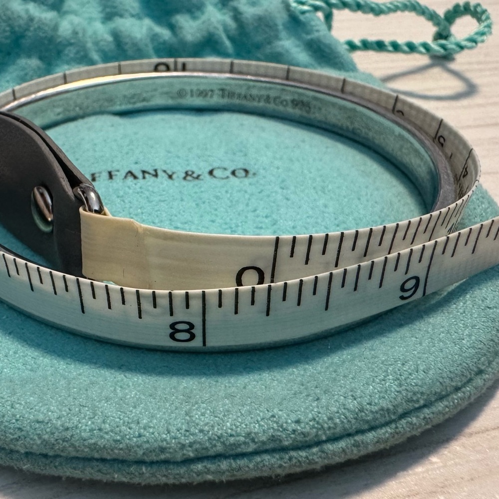 Tiffany & Co silver bangle - Picture 4 of 4